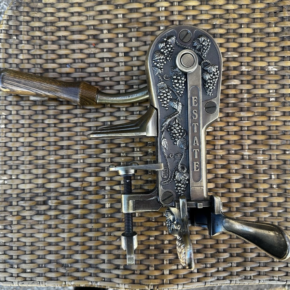 Roger Estate Brass Table Top Wine Bottle Opener w/wooden Handle No Stand EUC